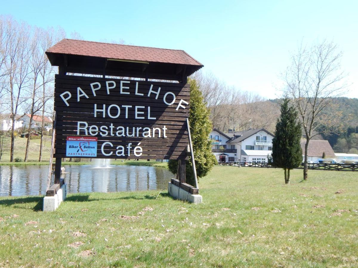 Hotel Pappelhof Weidenbach  Экстерьер фото